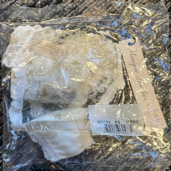 Hanky Panky Monique Lhuillier. Wedding panty. Gold and white thong. - Picture 3 of 3